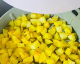 Foto langkah ke 3 dari resep Sambel goreng kentang praktis.