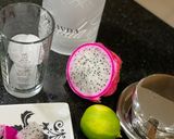 Foto do passo 1 de Caipiroska de pitaya e limão
