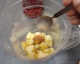 A picture of step 2 of Apple Cinnamon Soya Shake.