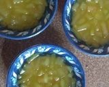 A picture of step 2 of 3 color Truti fruiti jelly.