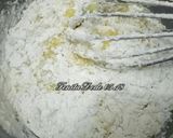 Foto langkah ke 3 dari resep Cheese Custard Muffin.