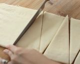 Foto langkah ke 7 dari resep Croissant Waffle (Croffle) Devina Hermawan.