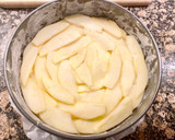 Foto del paso 8 de la receta: Pastel de manzana, pasas y nueces tipo alemán
