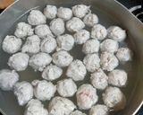 Foto langkah ke 4 dari resep Pentol Bakso Tanpa Tepung (1 adonan untuk 4 varian).