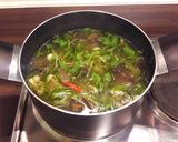 รูปขั้นตอนการทำที่ 4 ของ 🍄🌶..แกงเห็ดสูตรใส่ใบชะอม+ใบแมงลัก🍃