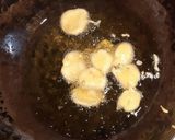 A picture of step 2 of (Herbed🌿)Carom leaves fritters.