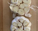 A picture of step 1 of Roasted Garlic.