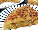 Foto del paso 9 de la receta: Tortilla de patatas (con cebolla, por favor...)