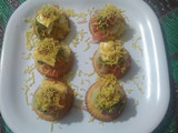 બિસ્કીટ ચાટ (Biscuit Chat Recipe In Gujarati)