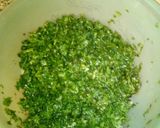 A picture of step 1 of Spinach salad.