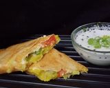 ઘઉં ના લોટ ના વેજ ચીઝ ઢોસા (Wheat vegetable cheese dosa recipe in gujarati) રેસીપી સ્ટેપ11ફોટો