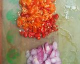 Foto langkah ke 4 dari resep Telur Dadar Goreng Tepung Daun Kelor.