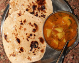 प्याज आलू की सब्जी (Pyaz aloo ki sabzi recipe in Hindi) रेसिपी चरण 8 फोटो