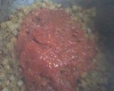 A picture of step 7 of Spaghetti sauce potatoes.
