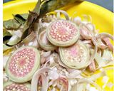 Foto langkah ke 3 dari resep Salmon Bone bumbu Kecombrang.