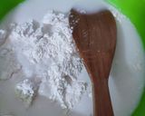 Foto langkah ke 1 dari resep Bubur sumsum lumer.