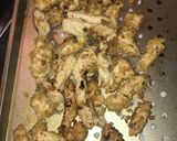 A picture of step 5 of Turkey Chilli strips and roasted potatoes.