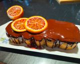 Une image de l'étape 9 de Cake moelleux aux oranges sanguines et chocolat.