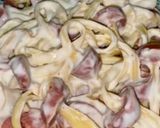 صورة لخطوة 4 من وصفة معكرونه هوت دوغ بالصوص الابيض 😋😋😋😋