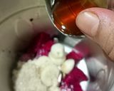 A picture of step 2 of Dragon Fruit Smoothie Bowl.