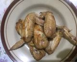 Foto langkah ke 2 dari resep Sayap Ayam Kecap.