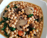 Foto del paso 10 de la receta: Garbanzos con champiñones y espinacas