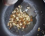 A picture of step 1 of Paneer Halwa.