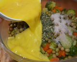 Foto del paso 3 de la receta: Tortilla de vegetales al horno