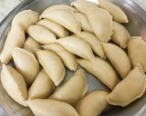 A picture of step 6 of Mawa Gujiya 🍯🍯.
