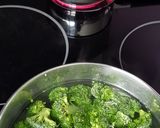 Une image de l'étape 3 de °Oeuf cocotte au brocoli et jambon°.