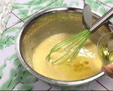Foto langkah ke 4 dari resep Bolu pisang kukus lembut takaran sendok.