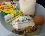 Foto langkah ke 1 dari resep Risoles Isi Sayuran.