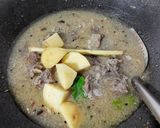 Foto langkah ke 2 dari resep Gulai Kurma.