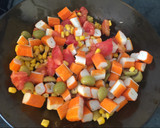 Foto del paso 2 de la receta: Ensalada de surimi