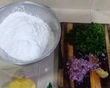 Foto langkah ke 1 dari resep Kue Bawang Gunting (Renyah Tanpa Telur).