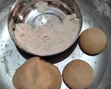 સ્વીટ રોટી (Sweet Roti Recipe In Gujarati) રેસીપી સ્ટેપ2ફોટો