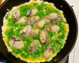 A picture of step 4 of Chive and Oyster Omelette.