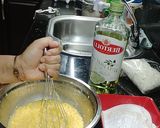 Foto langkah ke 1 dari resep Muffin almond.