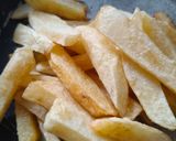 A picture of step 3 of Crispy Honey Chilli Potato.