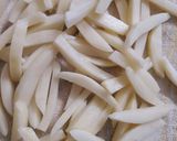 A picture of step 2 of Homemade Crispy French Fries.
