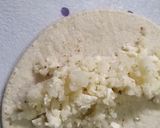 Foto del paso 2 de la receta: Tacos dorados de papa y queso