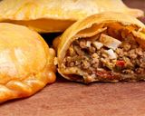Foto del paso 2 de la receta: Empanada casera de carne