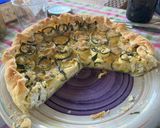 Foto del passaggio 8 della ricetta Torta salata con zucchine e feta