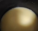 Foto del paso 1 de la receta: Sopa de piñones con rabas de pollo