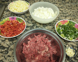 Foto del paso 1 de la receta: Empanadas de carne cortada a cuchillo