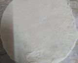 A picture of step 1 of Chicken bread with puff pastry.