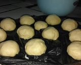 Foto langkah ke 6 dari resep Donat empuk irrrittt Bingiiitt.