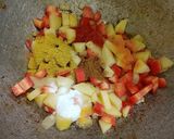 A picture of step 3 of Aloo Gajar Matar.