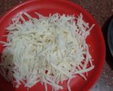A picture of step 1 of Aaloo lacha namkeen.