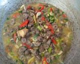 Foto langkah ke 4 dari resep Oseng pedas jantung ayam.